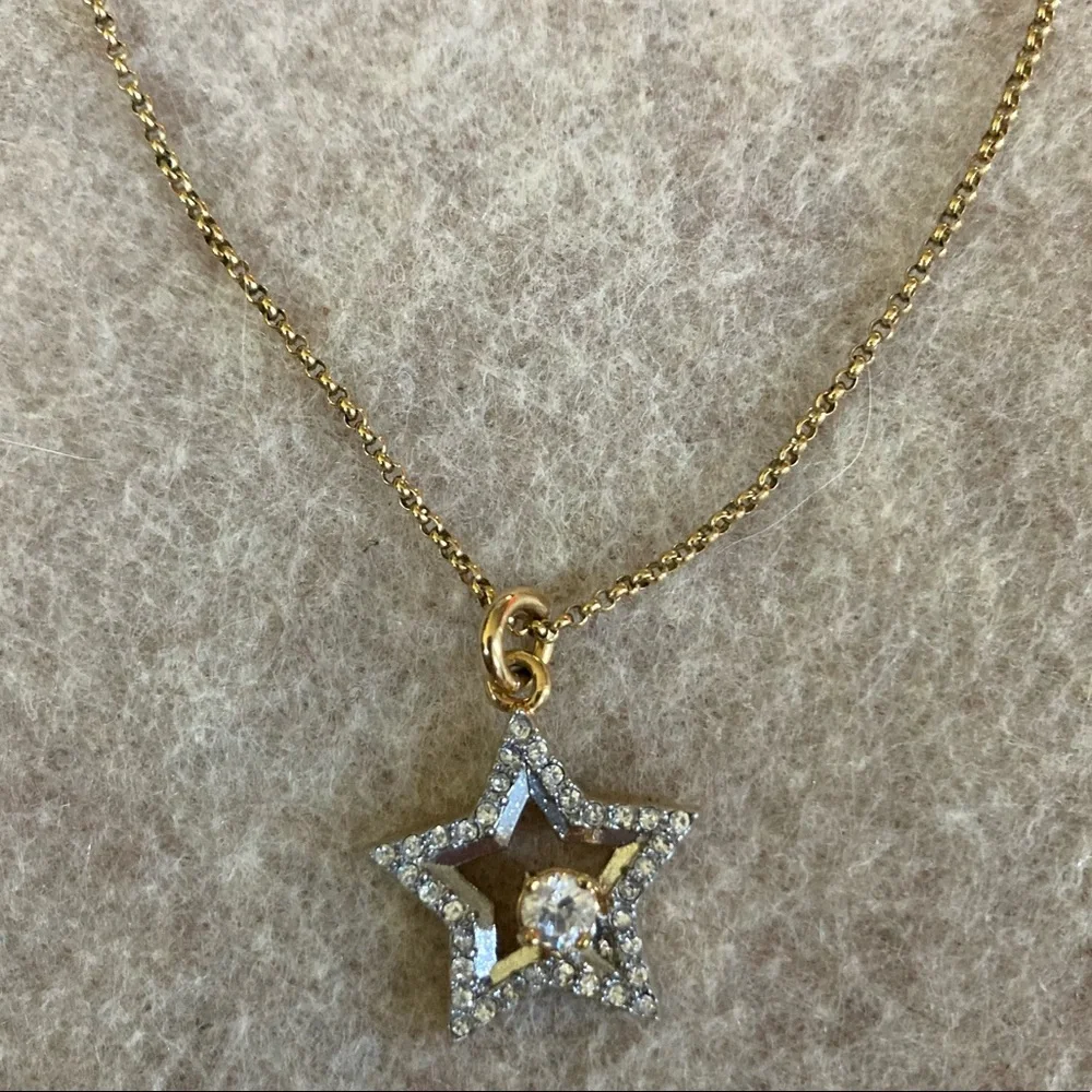 Juicy Couture Gold Rhinestone Star Necklace ⭐️⭐️⭐️ - Picture 1 of 8